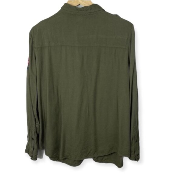 Torrid Army Green Twill Shirt Floral Embroidery Size 1X Bohemian Shirt Boho Top - Picture 6 of 12